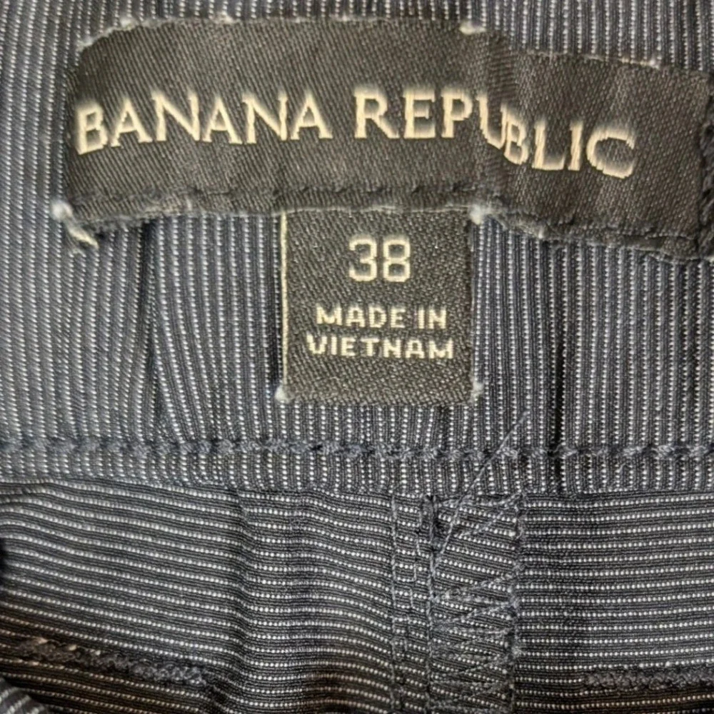 Banana Republic Mens Shorts 38 Grey Micro Stripe Elastic Back Flat Front Golf